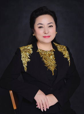 姜亚碧
职务：会长