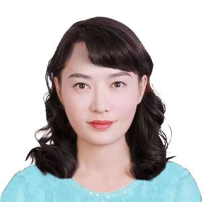 雷蕾
职务：执行会长